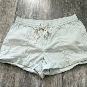 Lou & Grey Soft Mint Women's Cargo Shorts